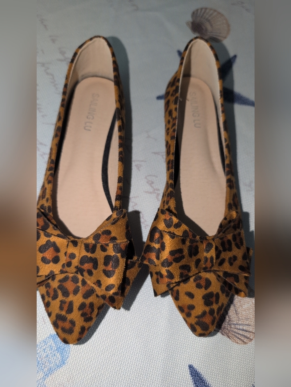 Leopard Print Bow Pointed Toe Flats -